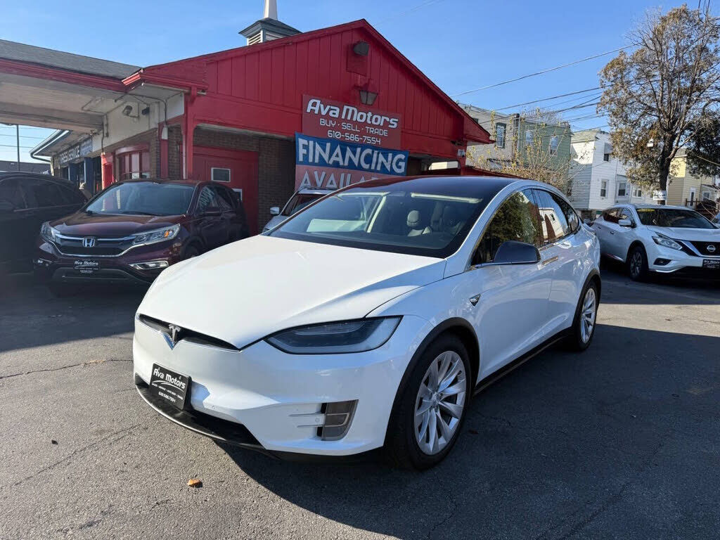 2017 TESLA Model X