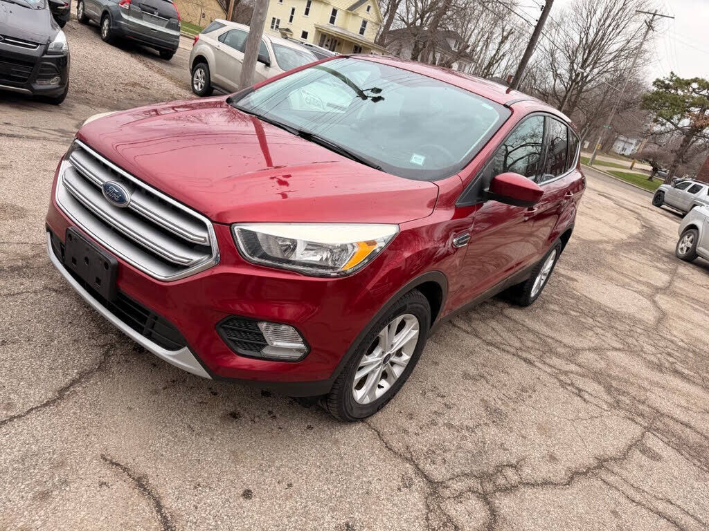2017 FORD Escape