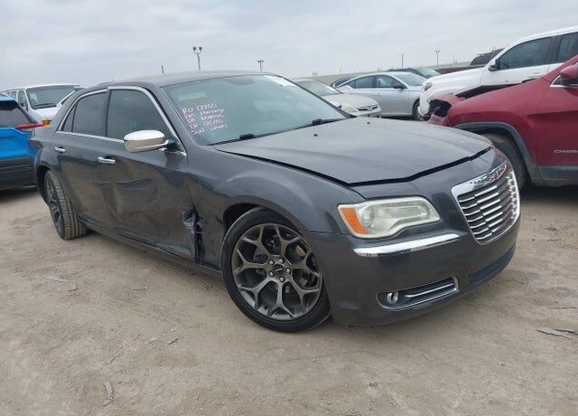 2013 CHRYSLER 300