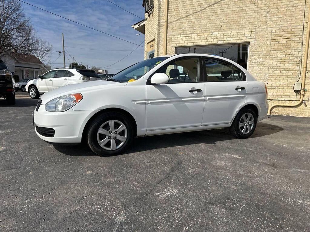 2008 HYUNDAI Accent