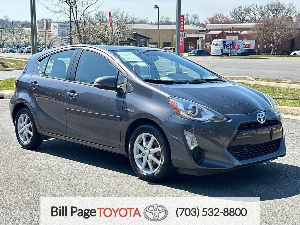 2015 TOYOTA Prius