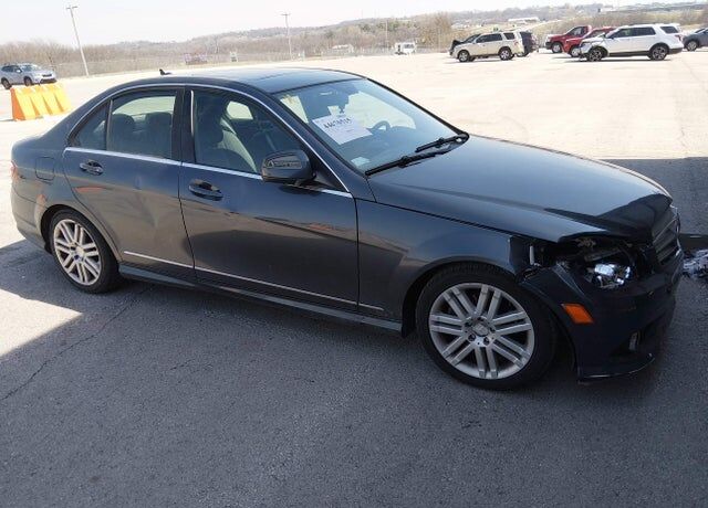 2009 MERCEDES-BENZ C-Class