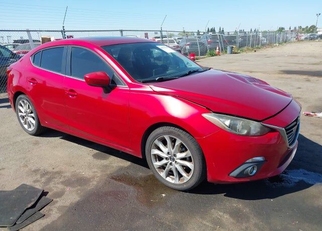 2015 MAZDA Mazda3