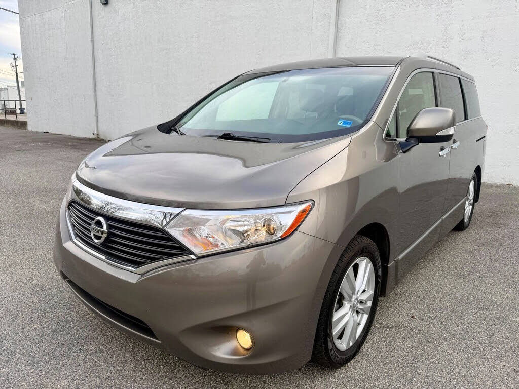 2015 NISSAN Quest