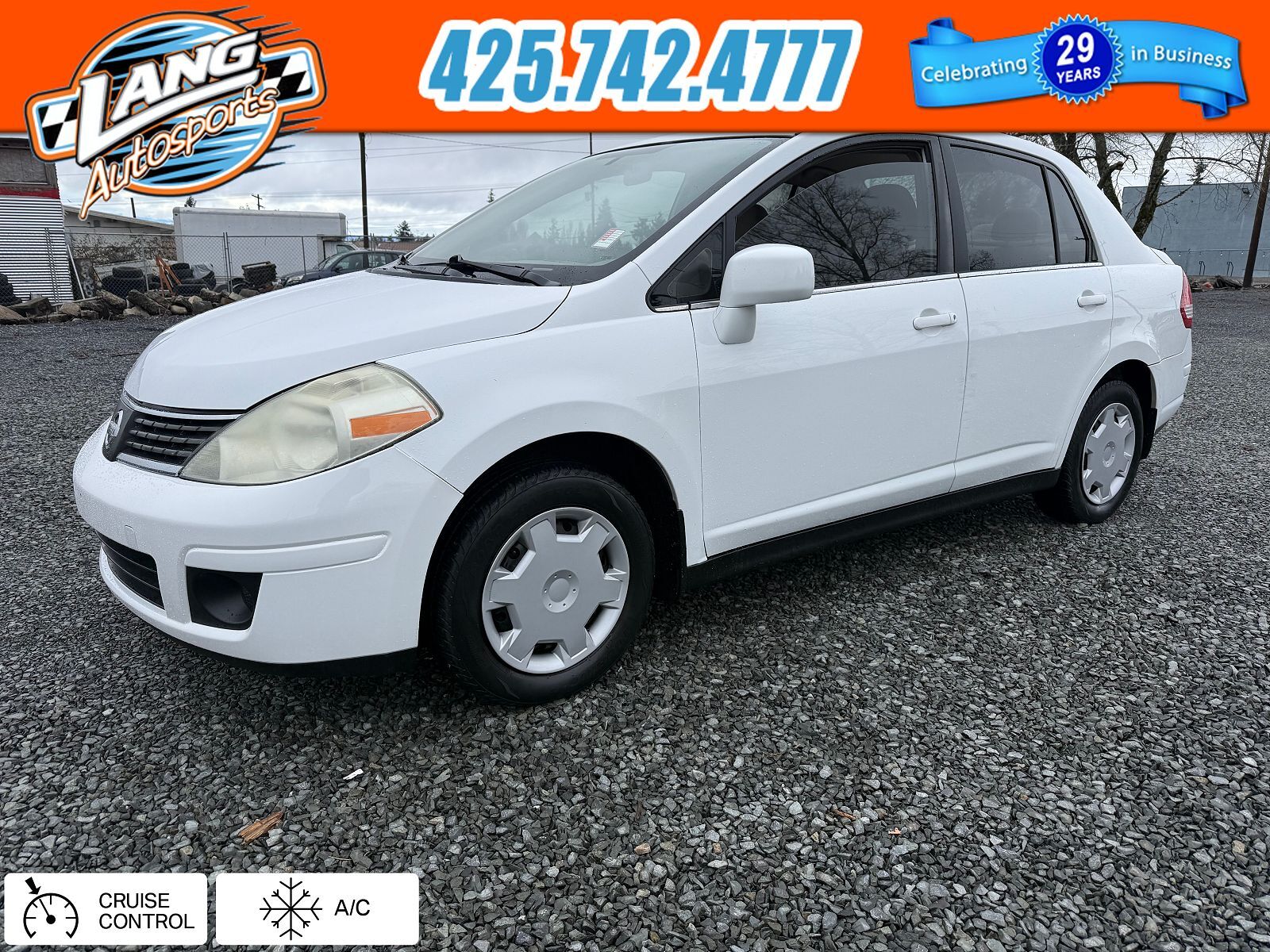 2009 NISSAN Versa