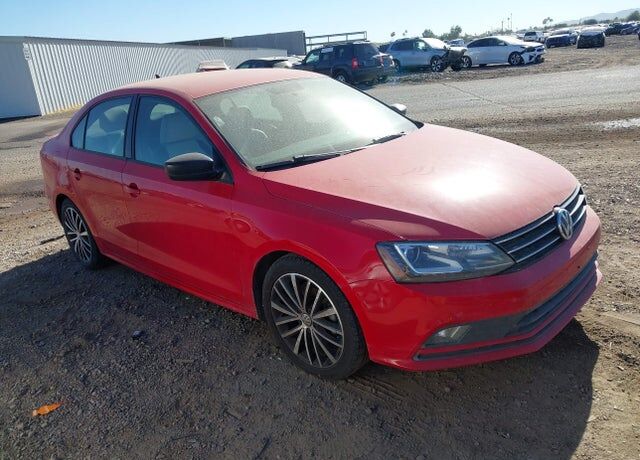 2016 VOLKSWAGEN Jetta
