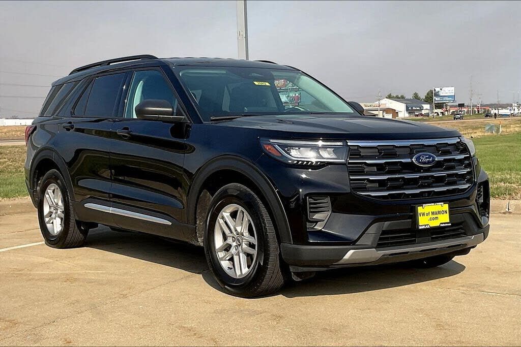 2025 FORD Explorer