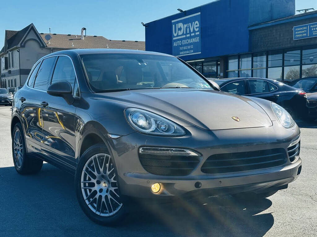 2011 PORSCHE Cayenne