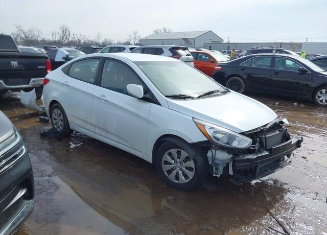 2017 HYUNDAI Accent