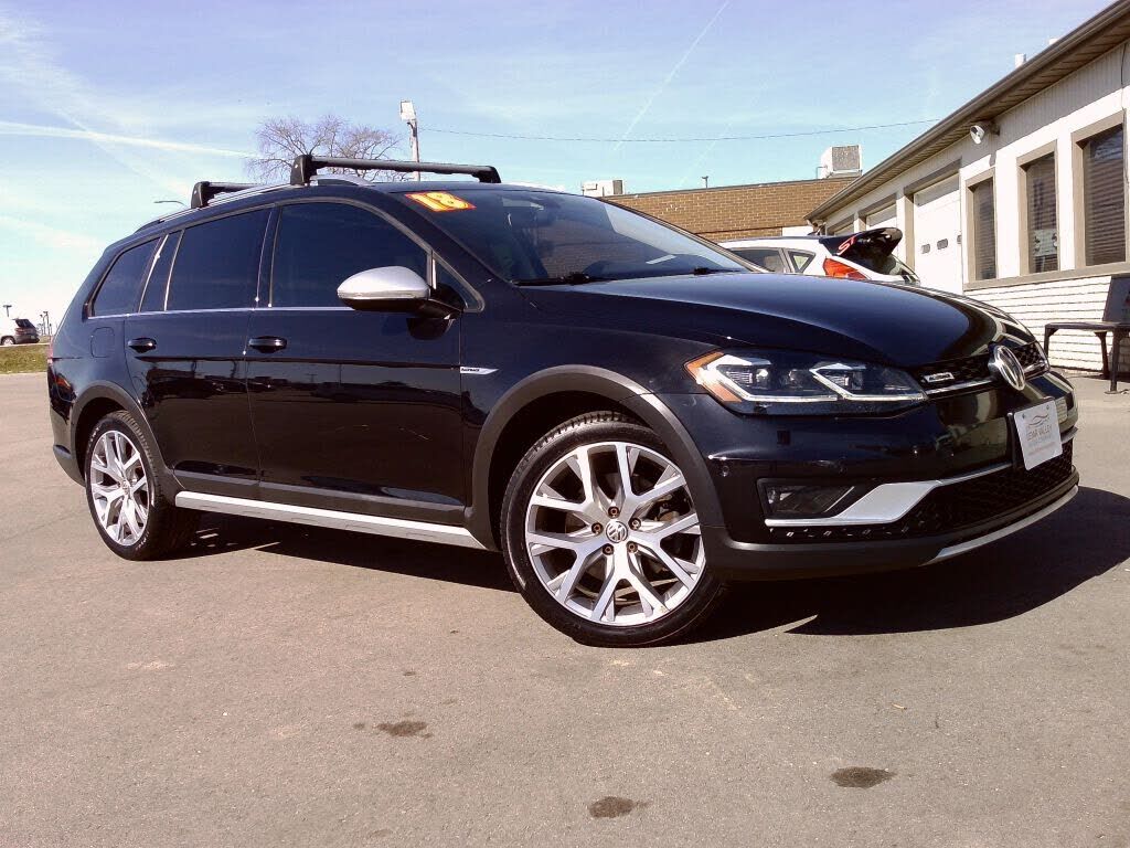 2018 VOLKSWAGEN Golf Alltrack