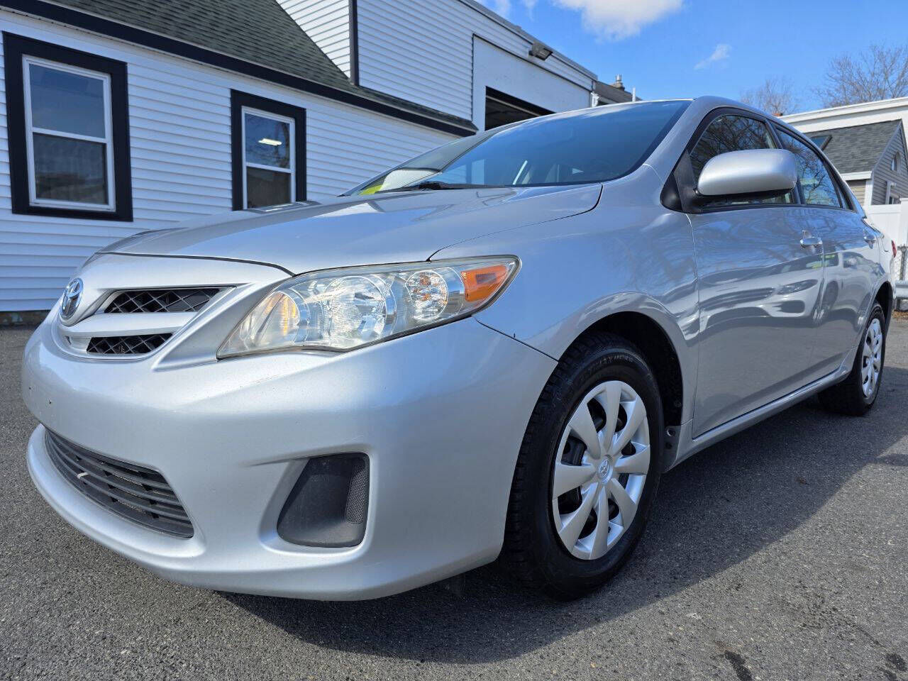 2011 TOYOTA Corolla