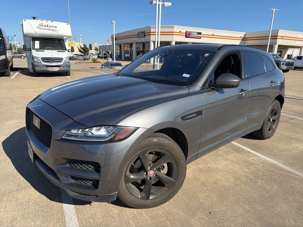 2019 JAGUAR F-Pace