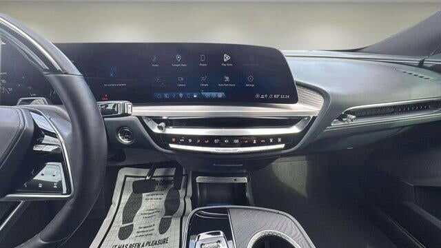 2024 CADILLAC Lyriq