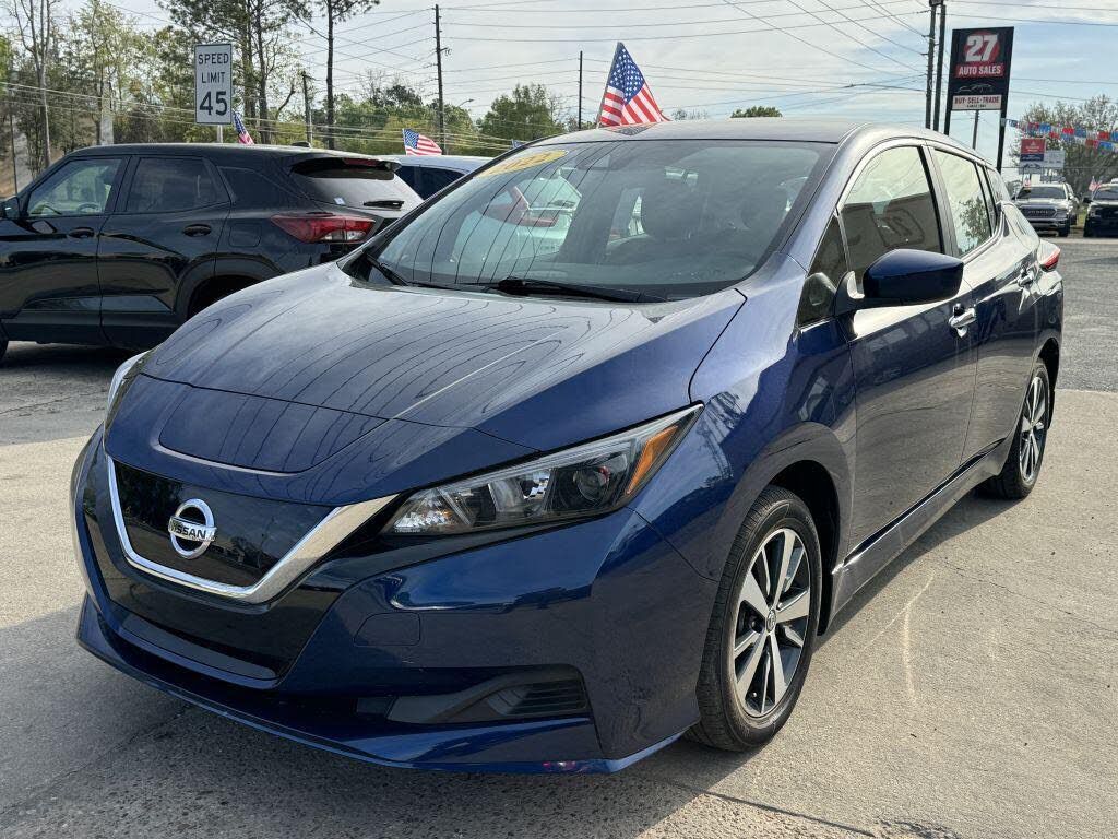 2022 NISSAN Leaf