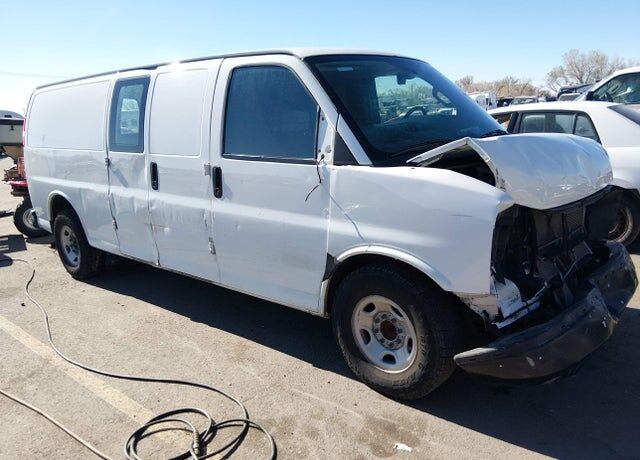 2017 CHEVROLET Express