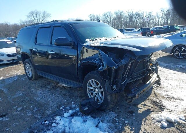 2011 CHEVROLET Suburban