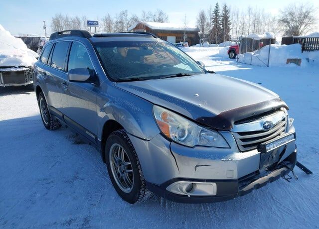 2010 SUBARU Outback