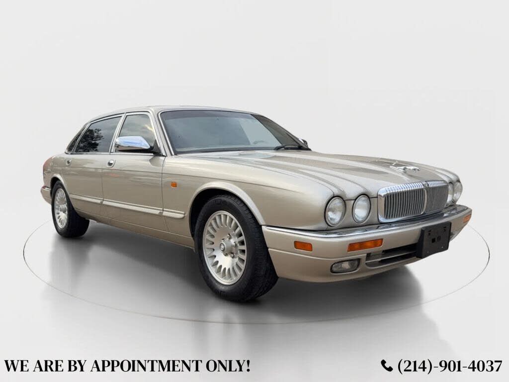 1997 JAGUAR Vanden Plas