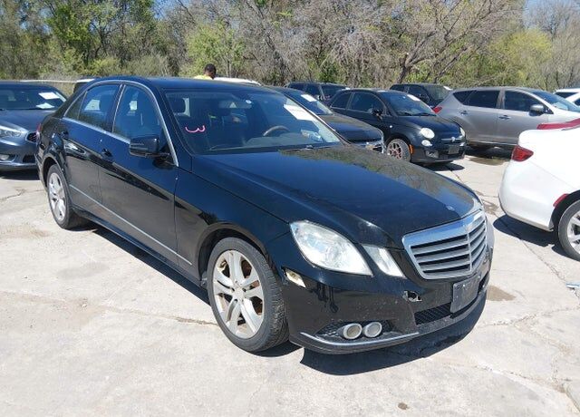 2011 MERCEDES-BENZ E-Class