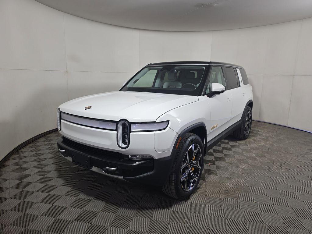 2023 RIVIAN R1S