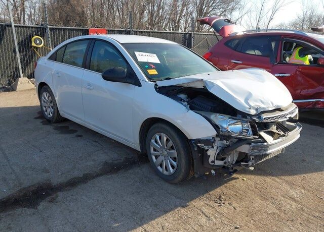 2011 CHEVROLET Cruze