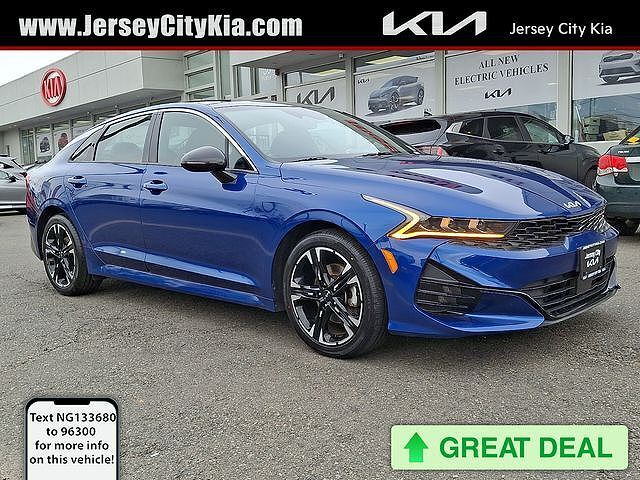 2022 KIA K5