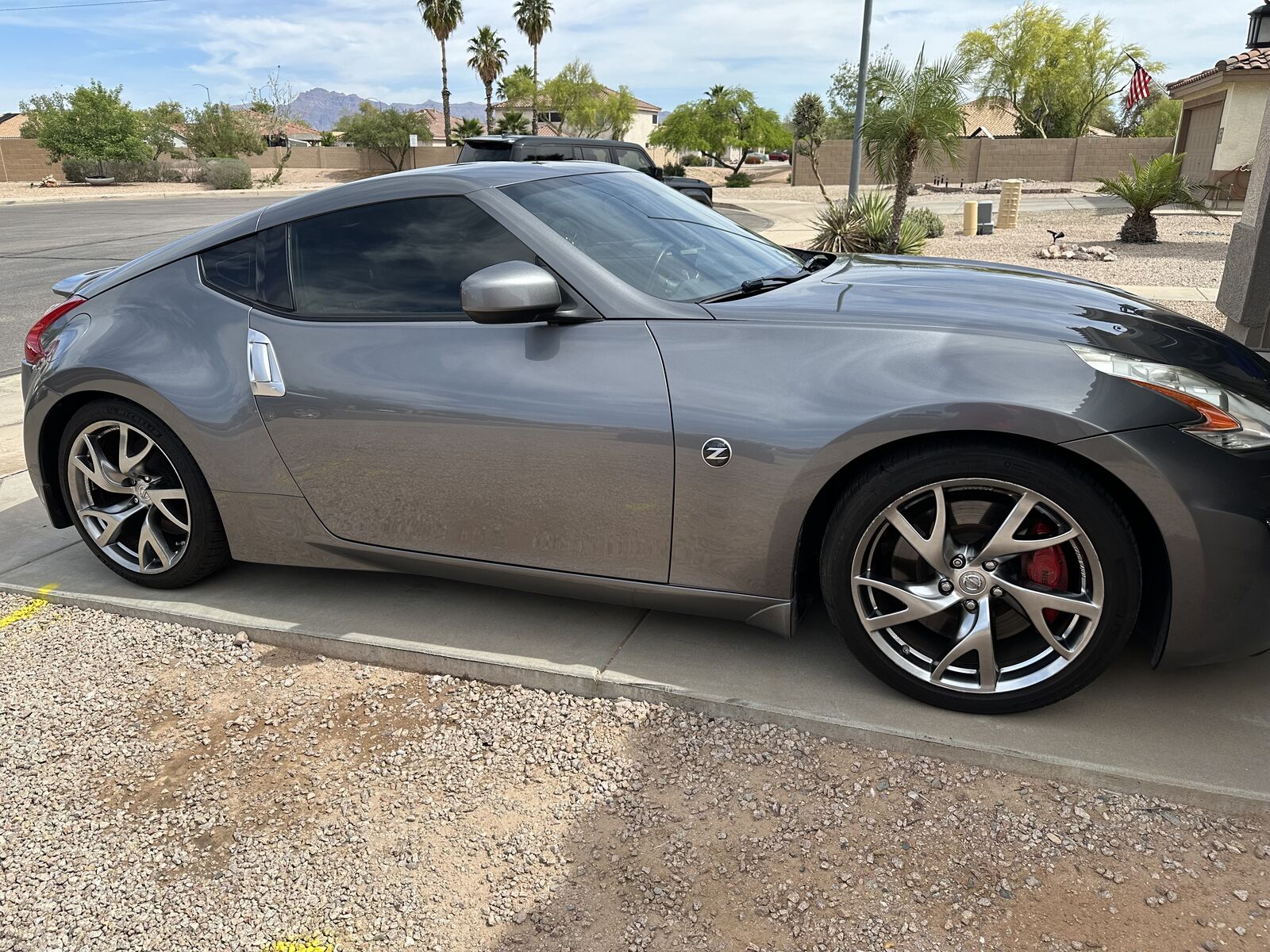 2017 NISSAN 370Z