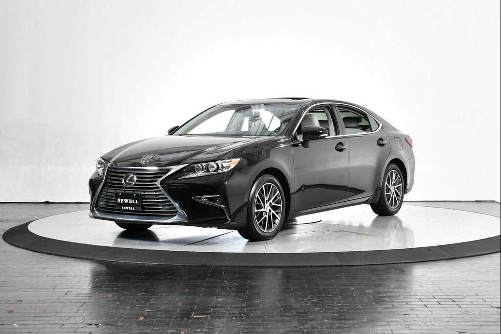 2016 LEXUS ES