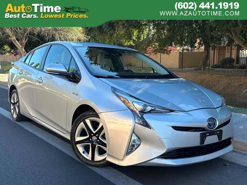 2016 TOYOTA PRIUS