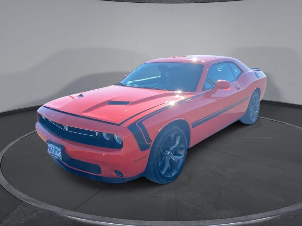2017 DODGE Challenger