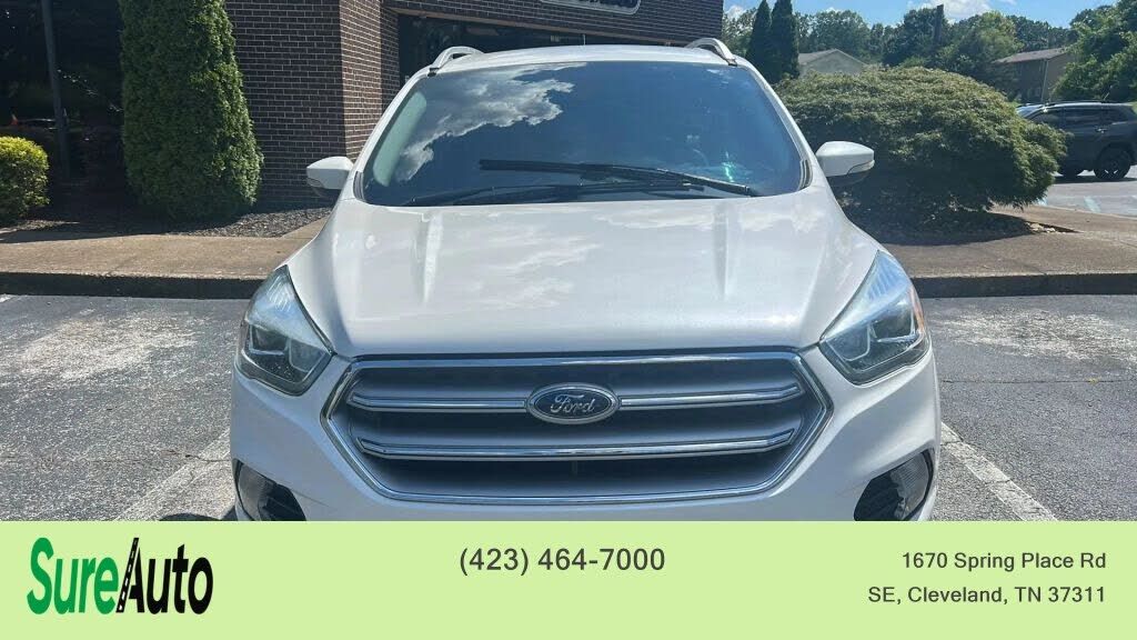 2017 FORD Escape