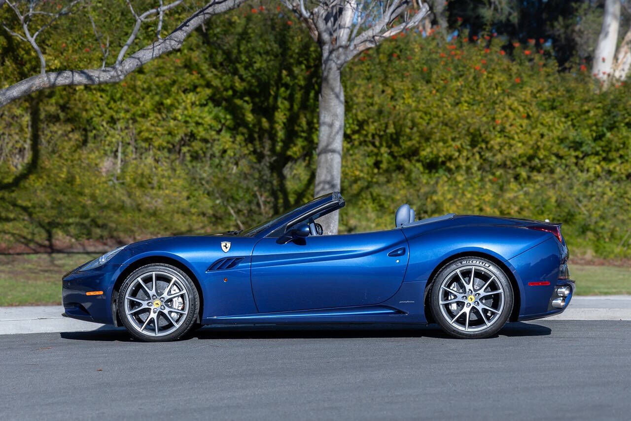 2010 Ferrari California