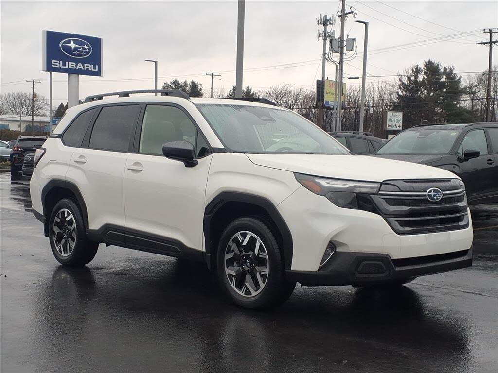 2025 SUBARU Forester