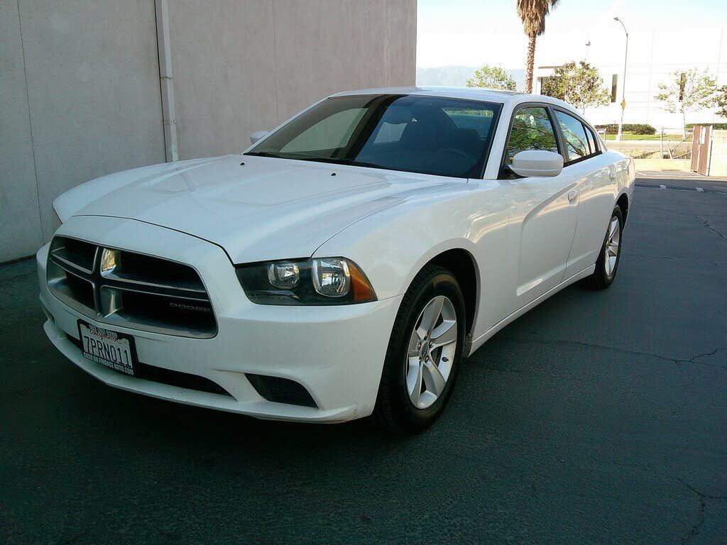 2011 DODGE Charger