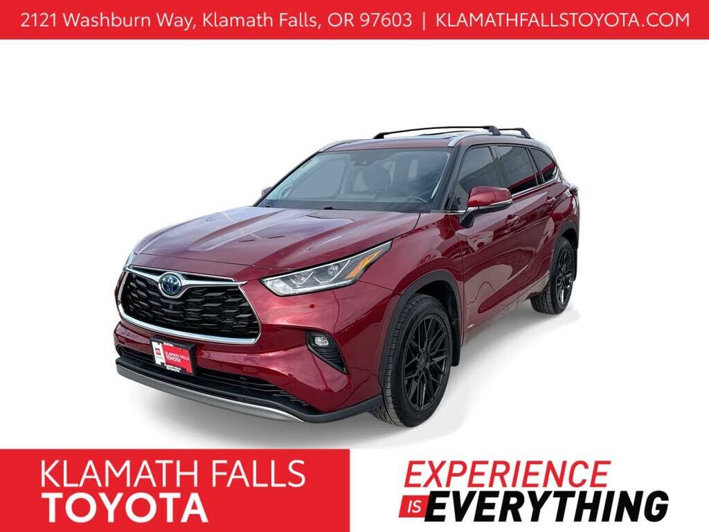 2022 TOYOTA Highlander
