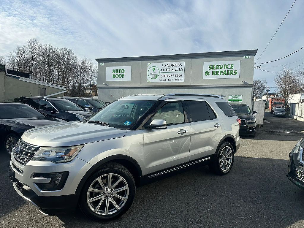 2016 FORD Explorer