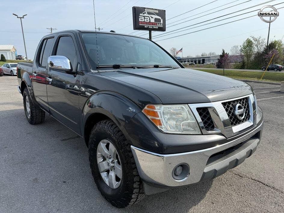 2011 NISSAN Frontier