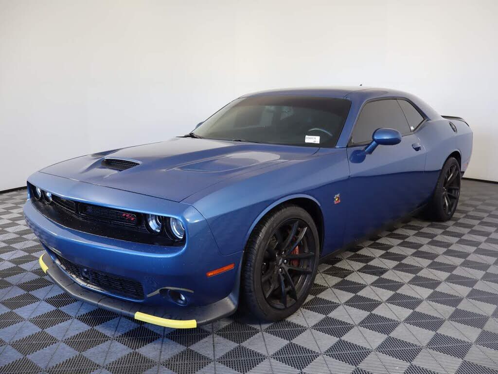 2021 DODGE Challenger