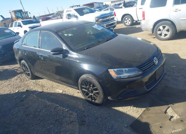 2013 VOLKSWAGEN Jetta