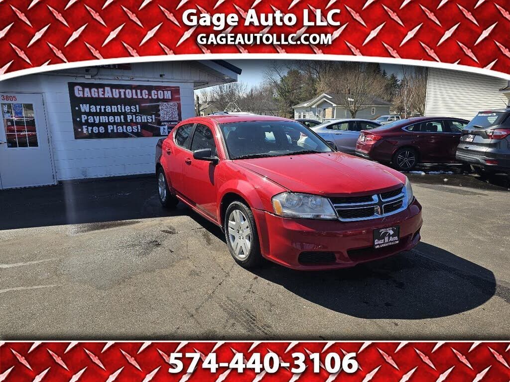 2013 DODGE Avenger
