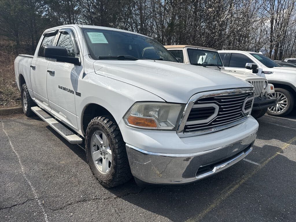 2011 DODGE Ram