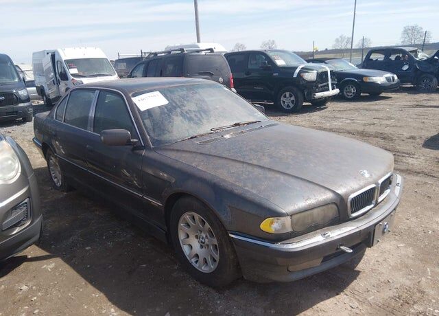 2001 BMW 7 Series