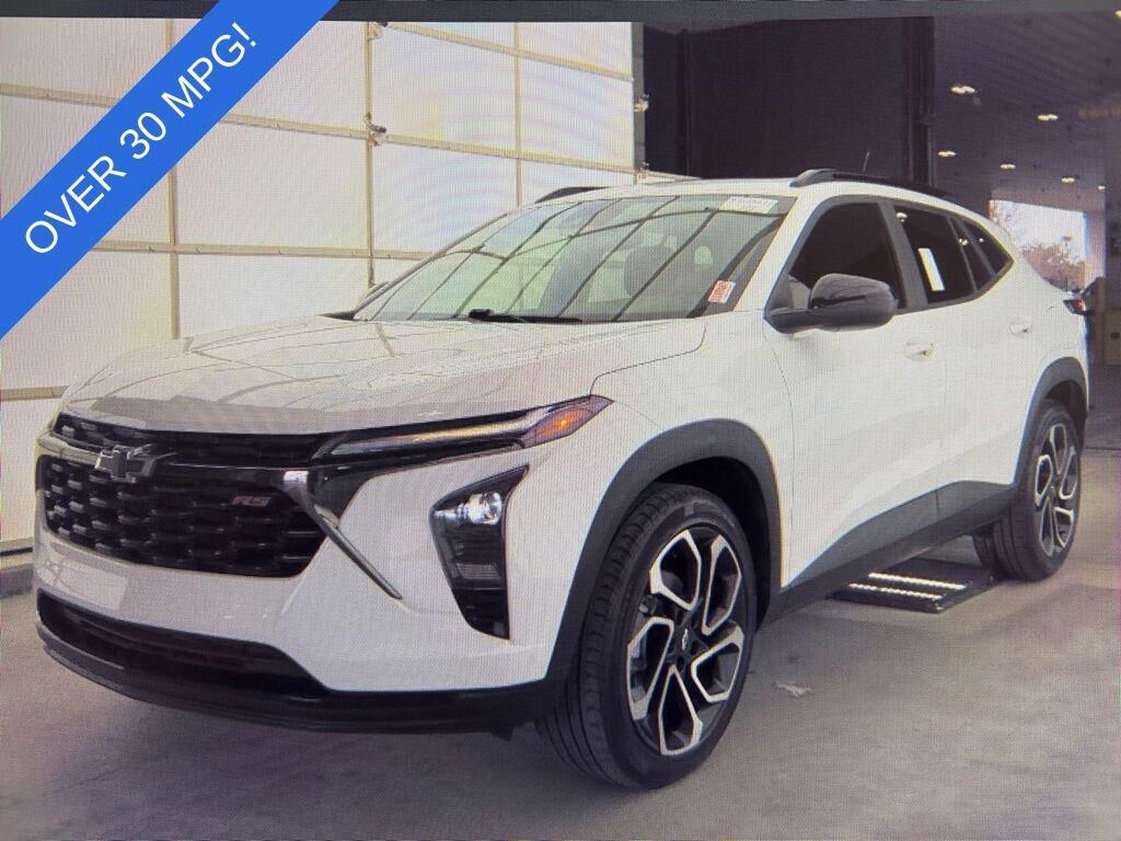 2024 CHEVROLET Trax