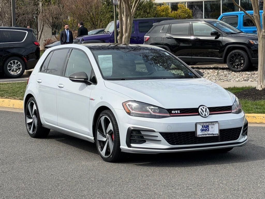 2018 VOLKSWAGEN Golf GTI