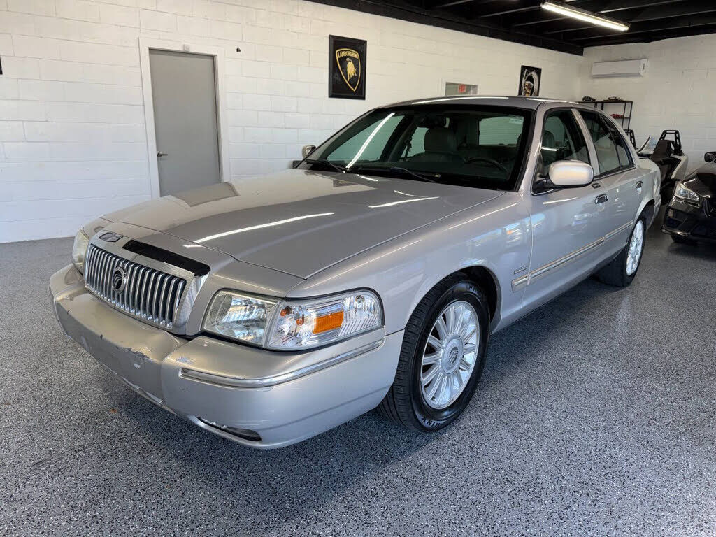 2010 MERCURY Grand Marquis