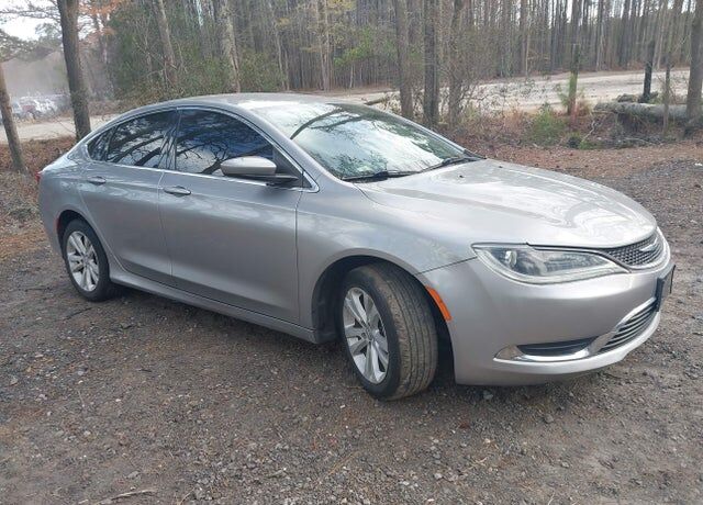 2017 CHRYSLER 200
