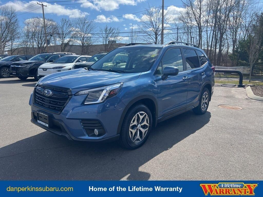 2023 SUBARU Forester