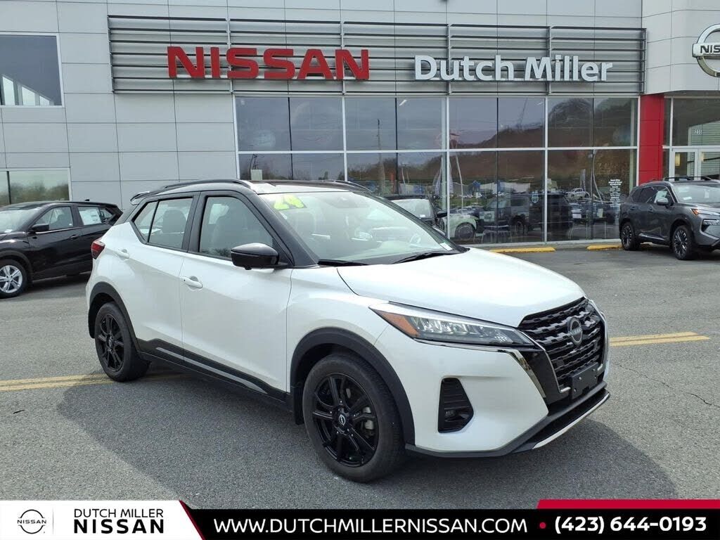 2024 NISSAN Kicks