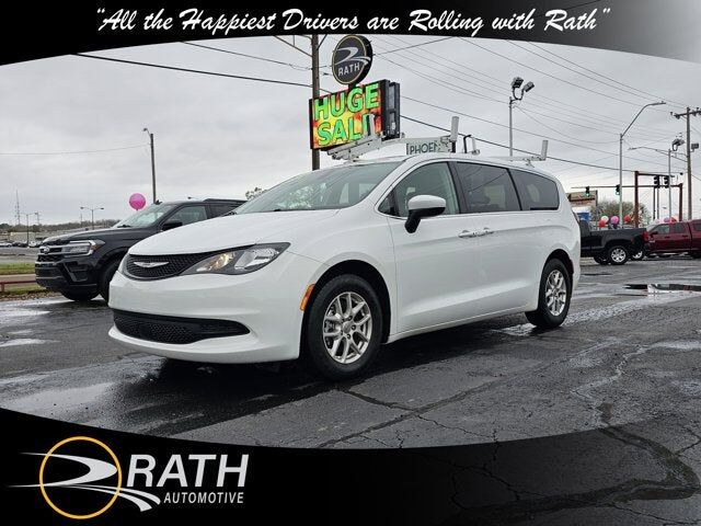 2022 CHRYSLER Pacifica