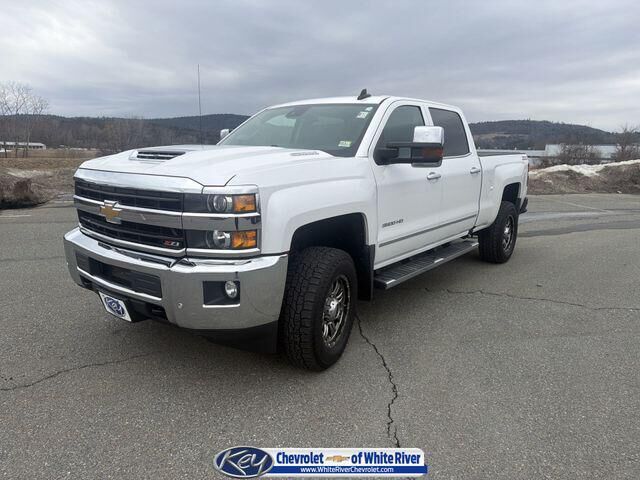 2018 CHEVROLET Silverado